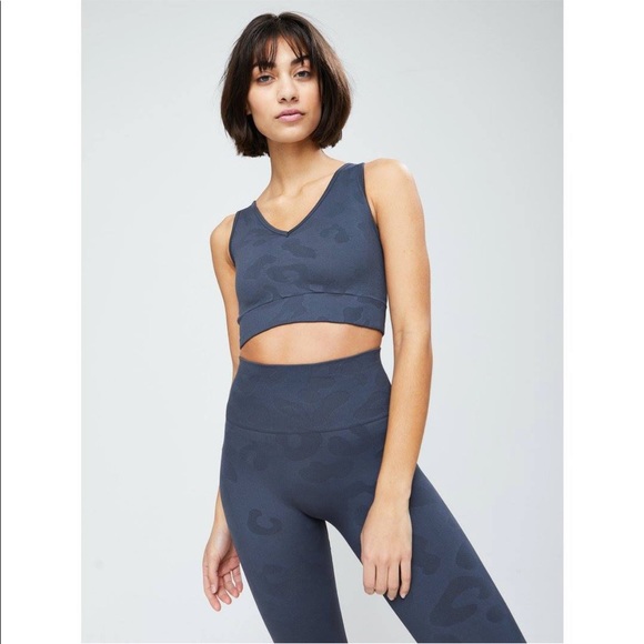 Honestly Kate x Phat Buddha workout set - Picture 1 of 10
